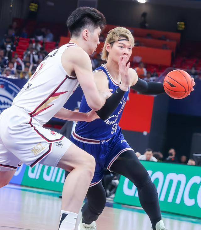 cba季后赛首战失利