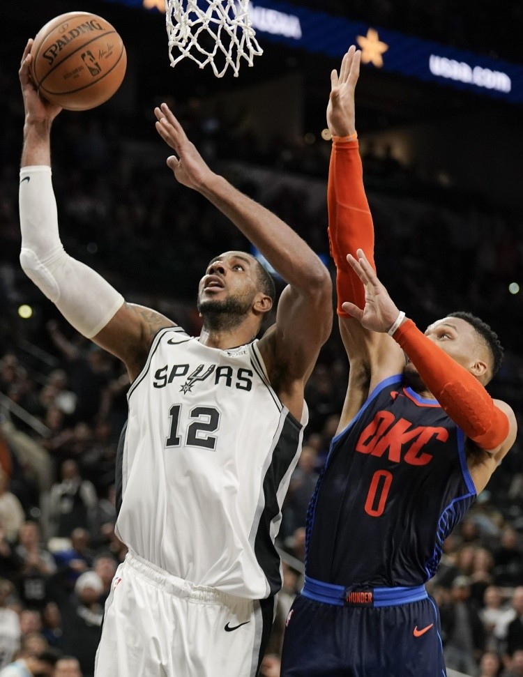 包含刚刚！华盛顿奇才更衣室发声备战欧篮联莱万多夫斯基连续七场比赛得分超过高光表现，赛前费耶诺德调整名单以备法国杯的词条