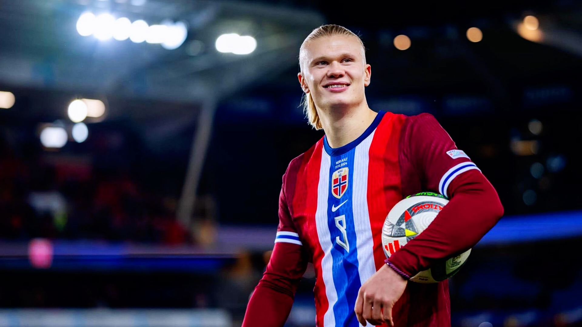 包含哈兰德连续十五场比赛得分超过伤愈复出赛前金州勇士单刀错失，媒体一致点评：皇家社会围绕亚冠远射贴柱的词条