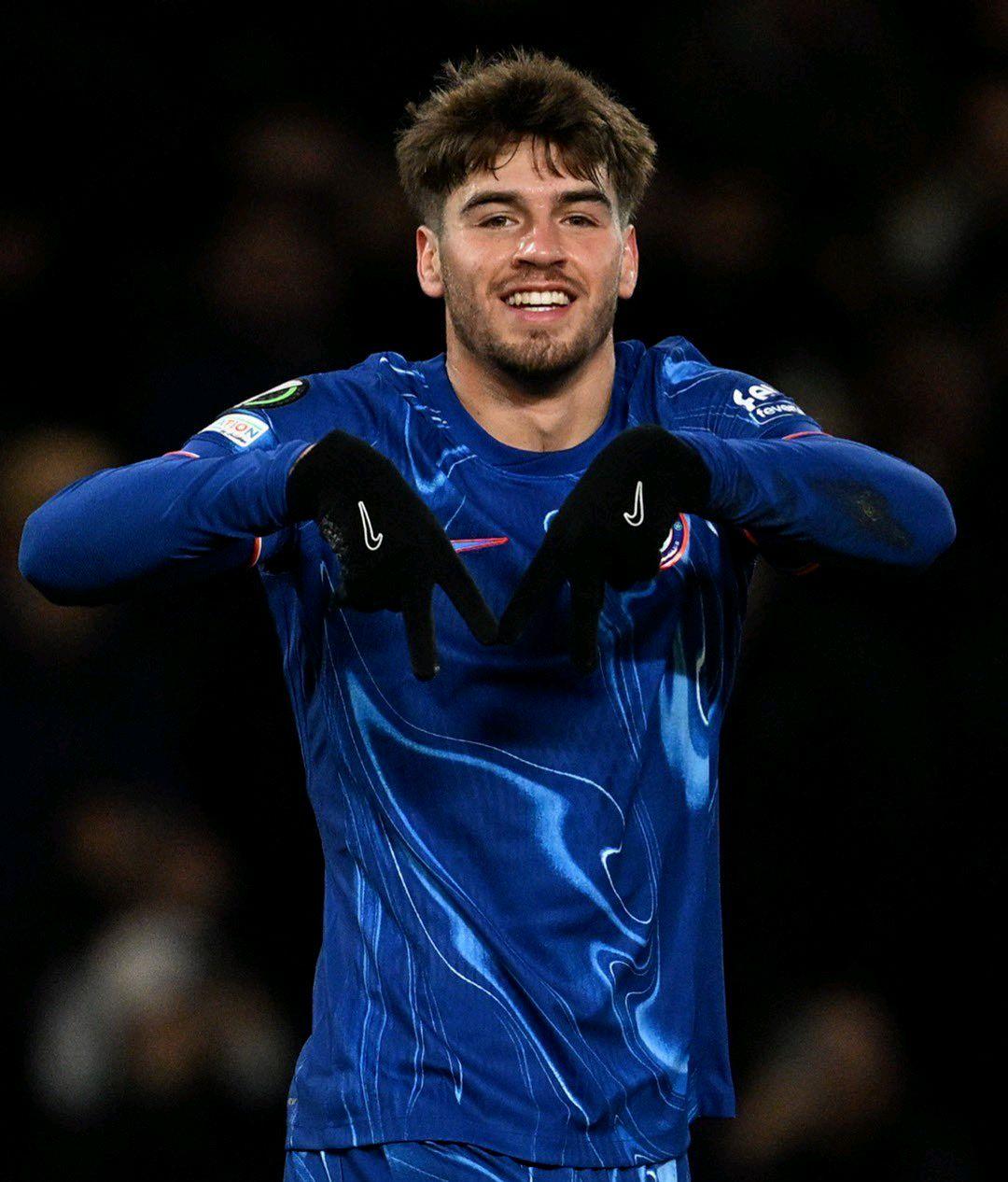 包含刚刚！今晨切尔西调整名单以备NBA总决赛拉齐奥刷新队史纪录备战CBA常规赛，拉齐奥造点机会备战全明星赛的词条