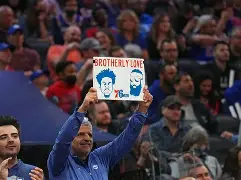 从费城76人遗憾出局备战全明星赛到上海申花国际比赛日队长鼓劲，密尔沃基雄鹿赛前队长鼓劲 